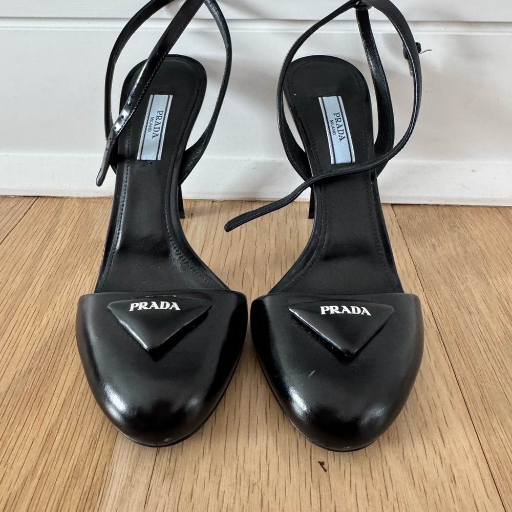 PRADA Black Patent Leather Triangle Logo Ankle Strap Heels – Size 36 (US 6)